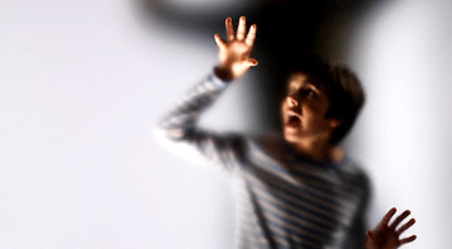 Nhiều người có bệnh, xin bùa ngải về chỉ đỡ được một thời gian rồi dần dần thành tâm thần (minh họa Internet)